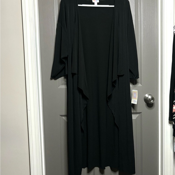 🎁 Black M (10-18) New Kimono Duster LuLaRoe Shirley - Picture 2 of 11